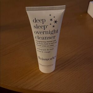 This Works Deep Sleep Overnight Cleanser - White